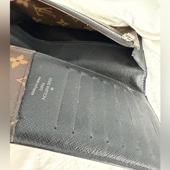 👑✅PRICE FIRM✅ AUTHENTIC Louis Vuitton Macassar Wallet - Picture 11 of 17